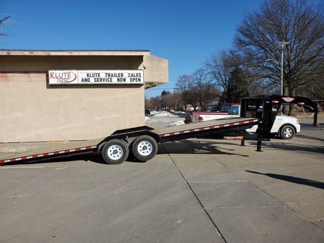 2021 H and H Trailer 82x26 Electric Tilt Heavy Duty Gooseneck 2021 H and H Trailer 82x26 Electric Tilt Heavy Duty Gooseneck