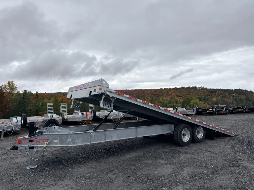 new Equipment / Flatbed Trailers Triumph  for sale, in Danville, VT image-0