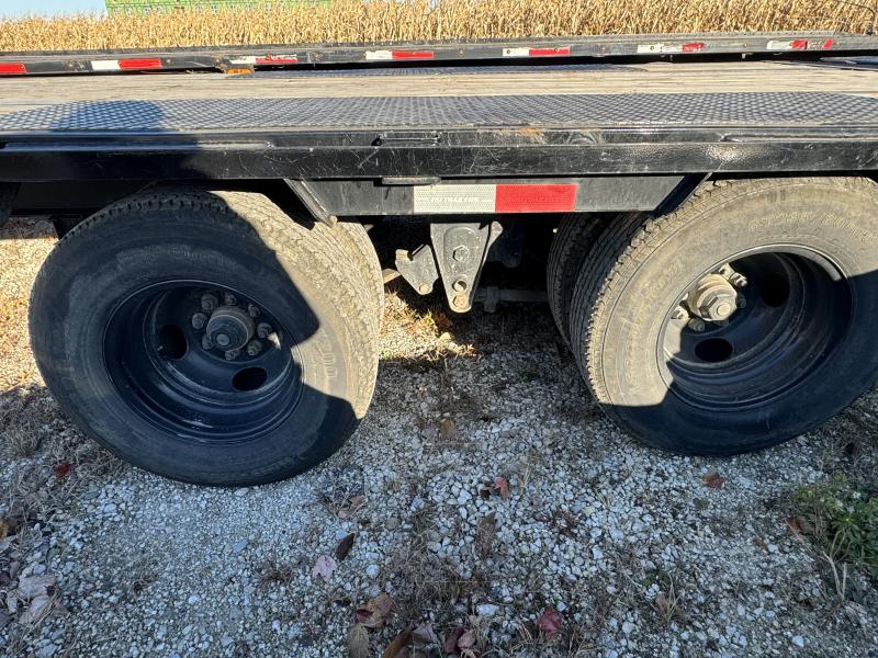 used Equipment / Flatbed Trailers PJ Trailers  for sale, in New Whiteland, IN Thumbnail 4
