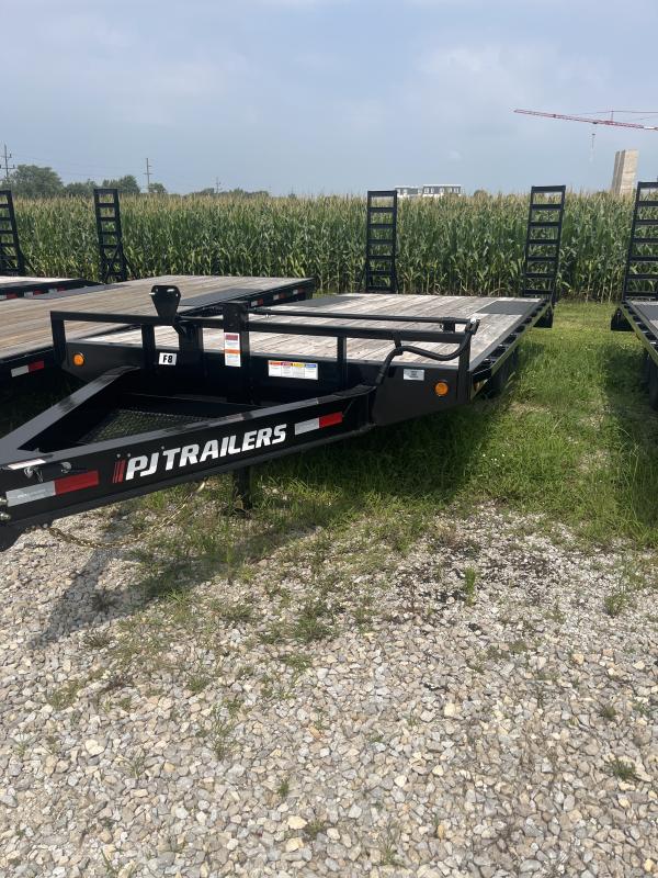 2024 PJ Trailers F8 1C202 Deckover Trailer 102x20 TA DOVETAIL FOLD UP