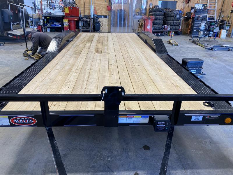 2022 PJ Trailers B5202 Car / Racing Trailer 83x20 TA Buggy DOVETAIL (GVW:9899) 2022 PJ Trailers B5202 Car / Racing Trailer 83x20 TA Buggy DOVETAIL (GVW:9899)