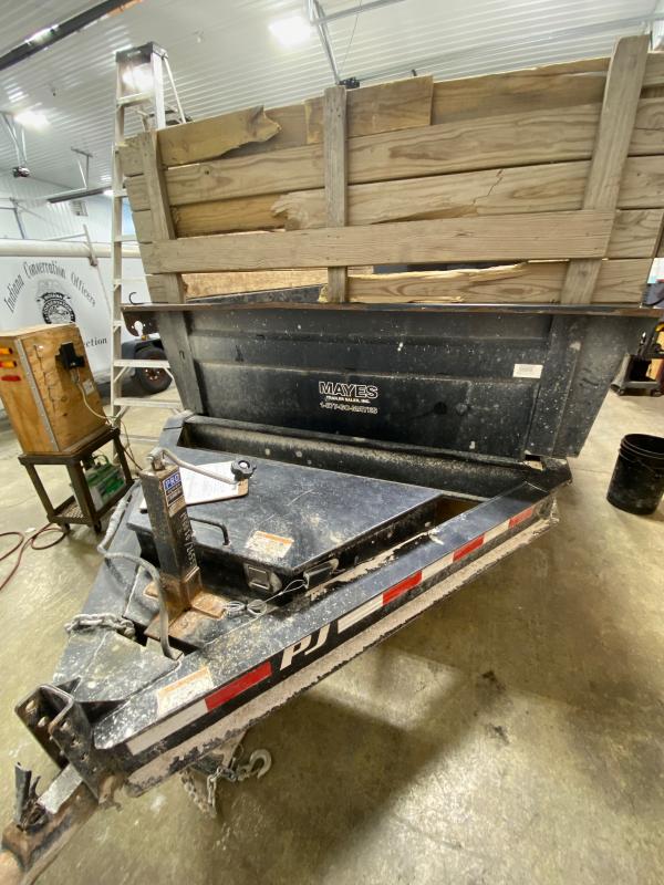 Used 2018 PJ Trailers DL142 Dump Trailer - 83x14 TA Low Pro Dump - Scissor Hoist - Tarp Kit - Wood Sides (GVW: 14000) Used 2018 PJ Trailers DL142 Dump Trailer - 83x14 TA Low Pro Dump - Scissor Hoist - Tarp Kit - Wood Sides (GVW: 14000)