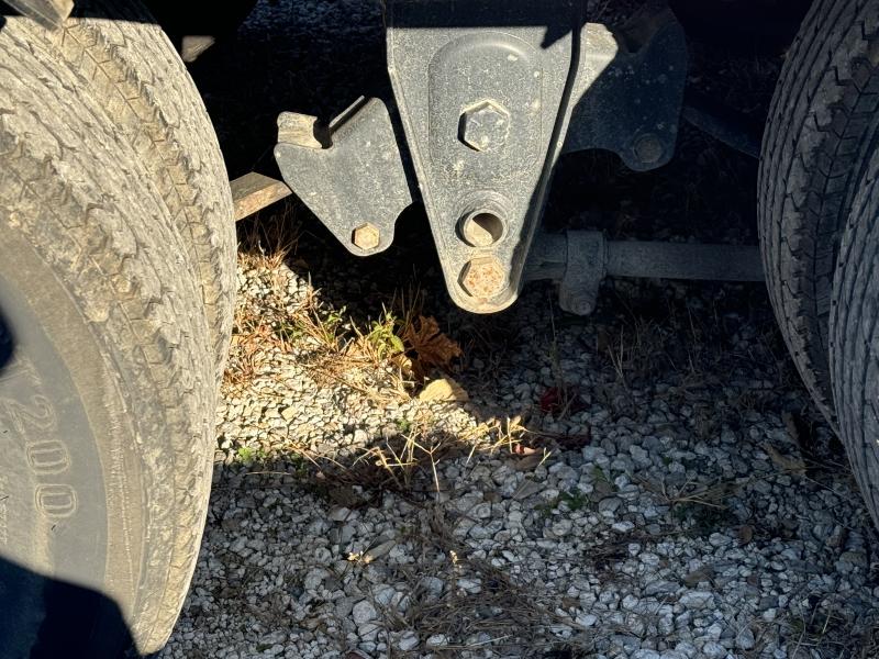 used Equipment / Flatbed Trailers PJ Trailers  for sale, in New Whiteland, IN Thumbnail 3