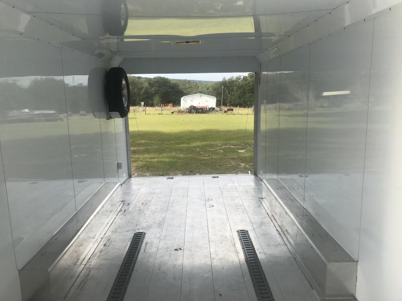 used Car Haulers / Racing Trailers Featherlite  for sale, in Okahumpka, FL Thumbnail 11