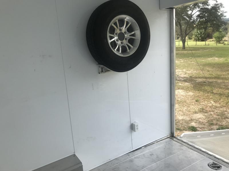 used Car Haulers / Racing Trailers Featherlite  for sale, in Okahumpka, FL Thumbnail 10