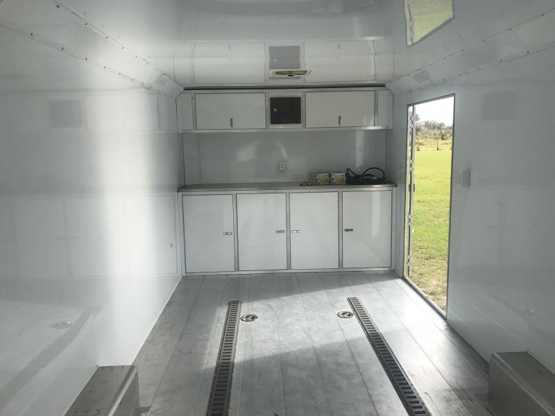 used Car Haulers / Racing Trailers Featherlite  for sale, in Okahumpka, FL Thumbnail 13