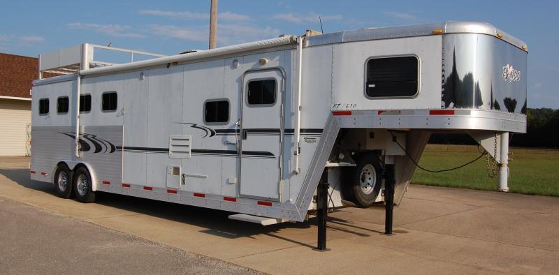 2005 Exiss Horse Trailer 2005 Exiss Horse Trailer YLYgUKtw7qks