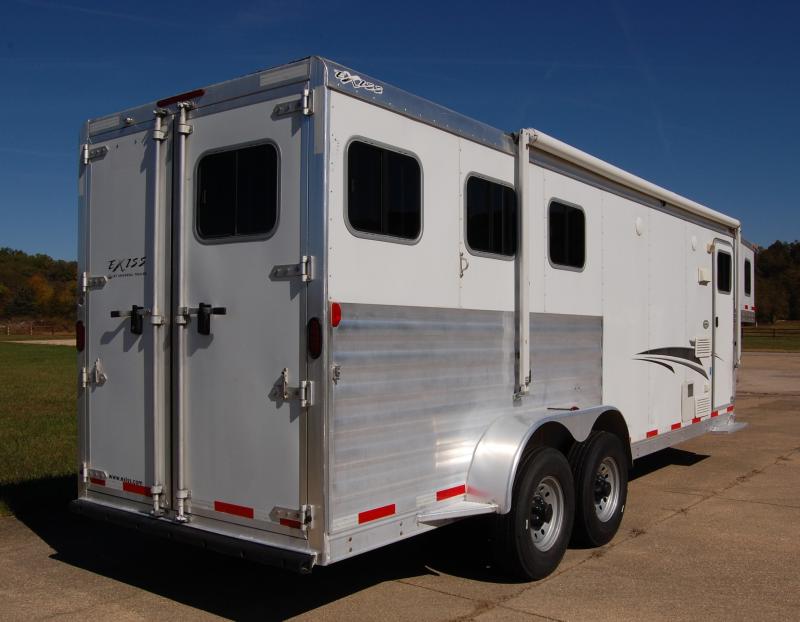 2013 Exiss Living Quarter Horse Trailer 2013 Exiss Living Quarter Horse Trailer yh9DzU3w7vwh