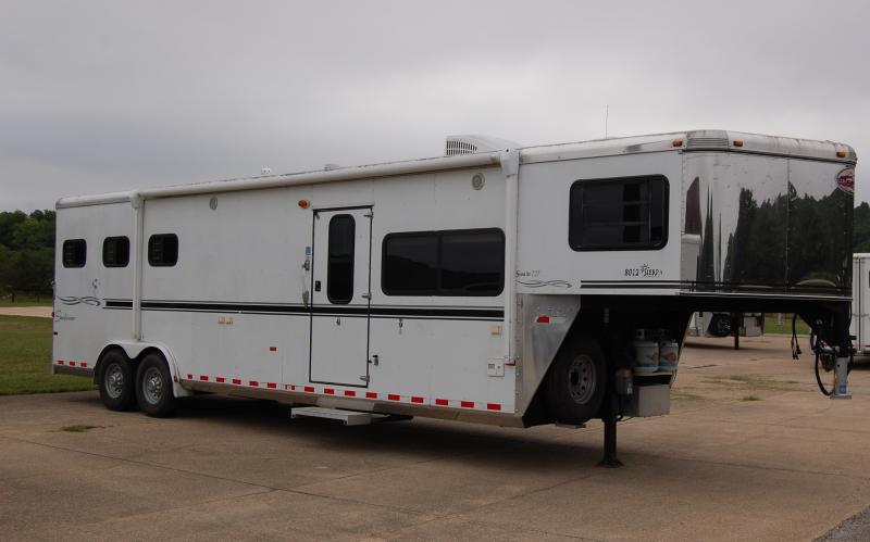2005 Sundowner Sunlite Horse Trailer 2005 Sundowner Sunlite Horse Trailer
