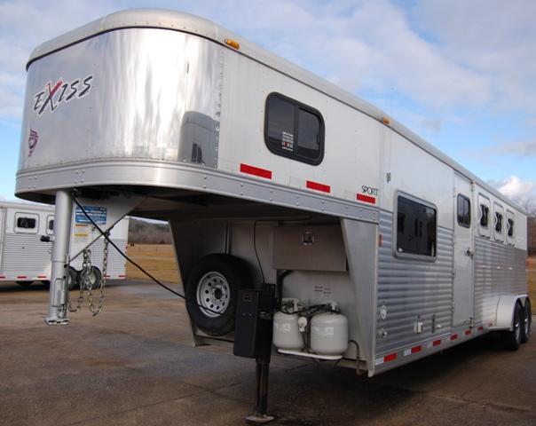 2007 Exiss Horse Trailer 2007 Exiss Horse Trailer
