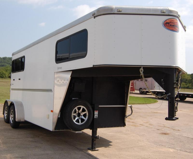 2015 Sundowner Sportman Horse Trailer 2H 3'6" DR 2015 Sundowner Sportman Horse Trailer 2H 3'6" DR