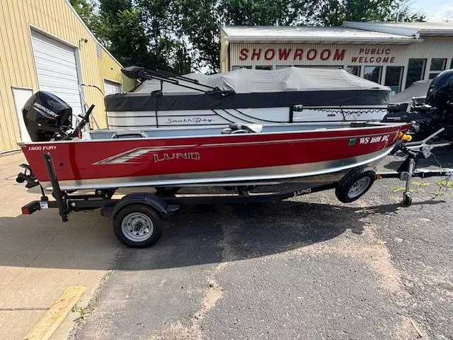 2024 Lund 1600 LUND FURY Fishing Boat