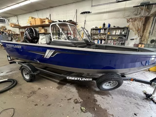 2023 Crestliner 1700 Vision WT Fishing Boat