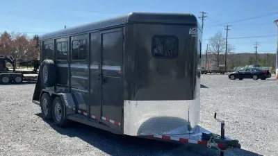 2026 Valley 6'8"X18' 12K 7'Int 3 Horse slant load 3820