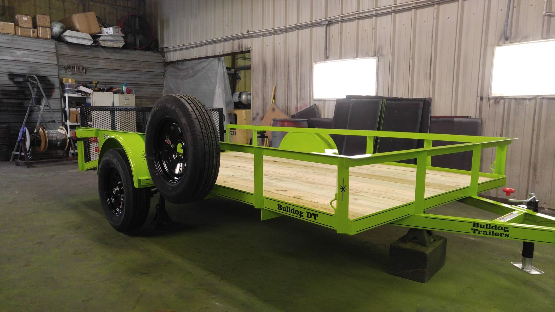 Custom Trailers Bulldog Trailers Nevada, Missouri