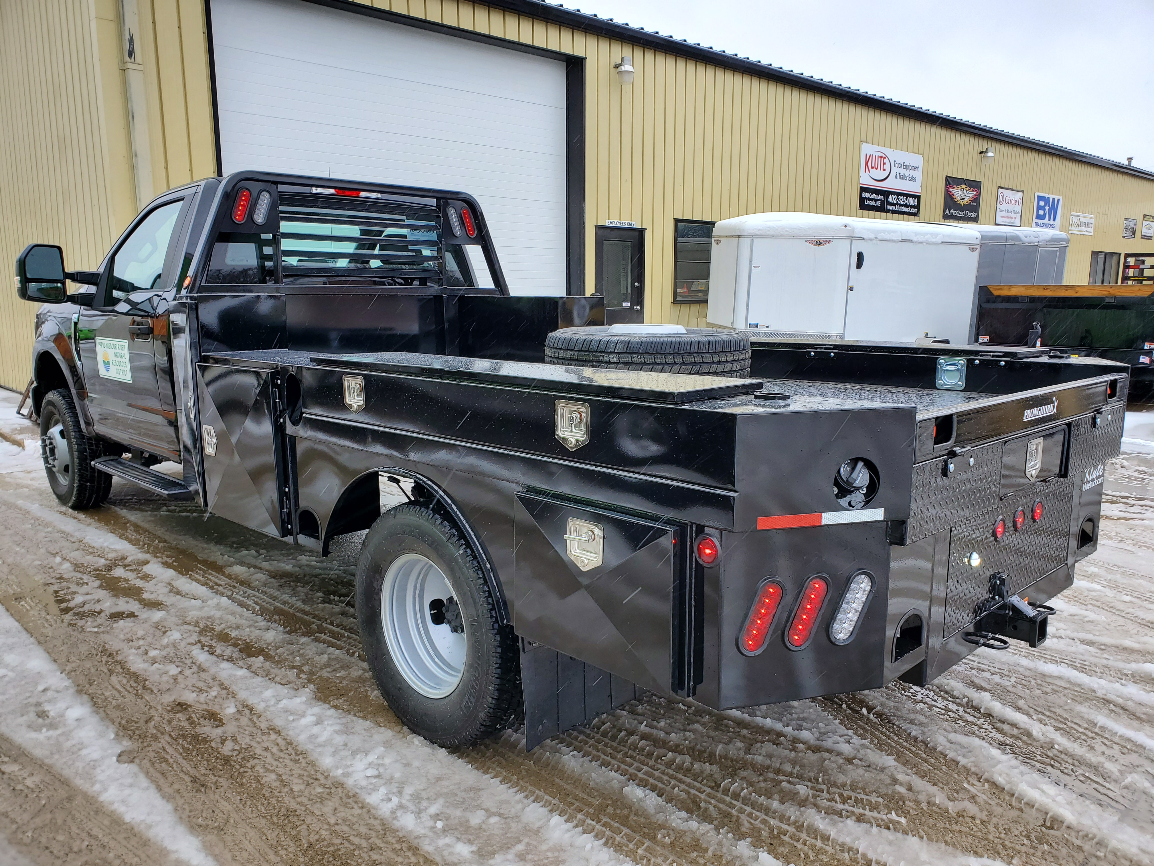Flatbeds Klute Truck and Trailer in Bradshaw, Ceresco, and Springfield, NE Utility Dump and