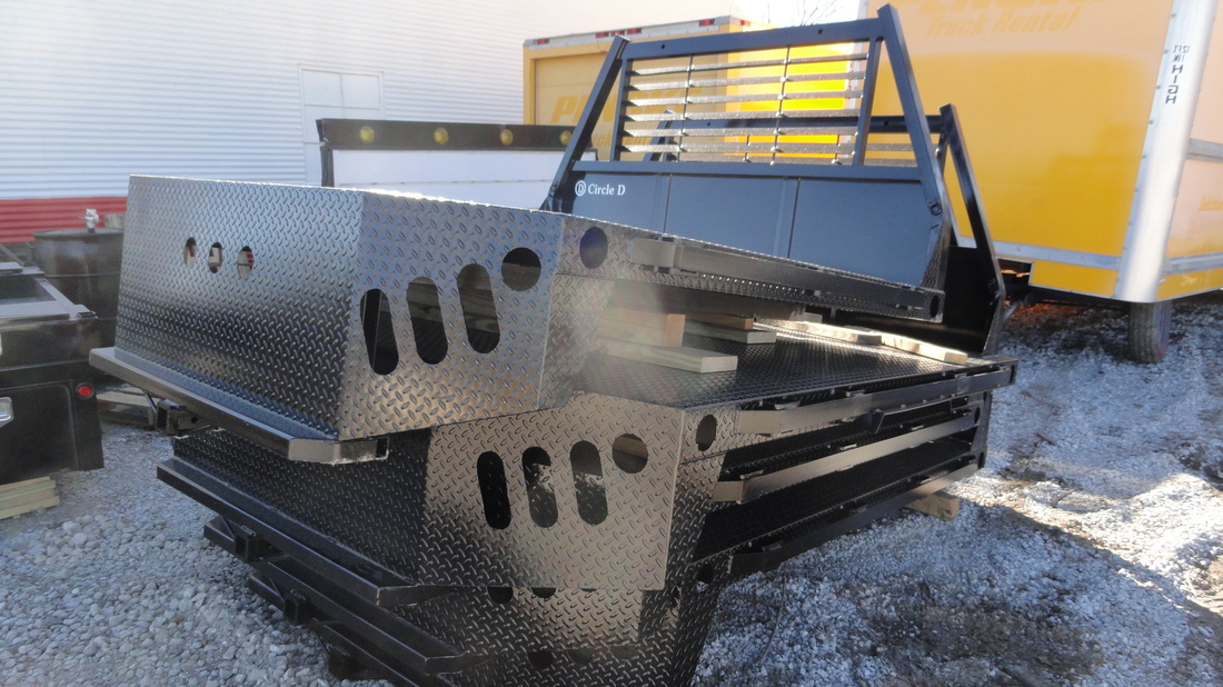 Flatbeds Klute Truck and Trailer in Bradshaw, Ceresco, and