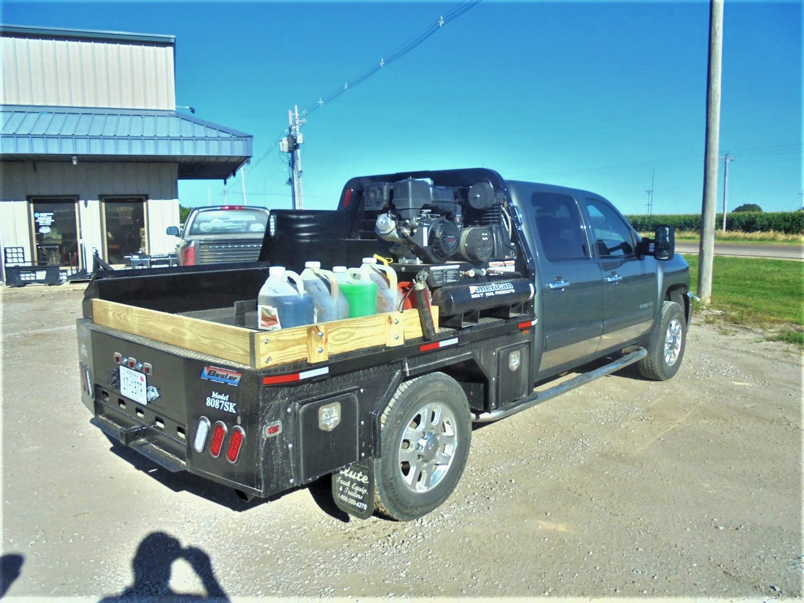 Flatbeds Klute Truck and Trailer in Bradshaw, Ceresco, and Springfield, NE Utility Dump and