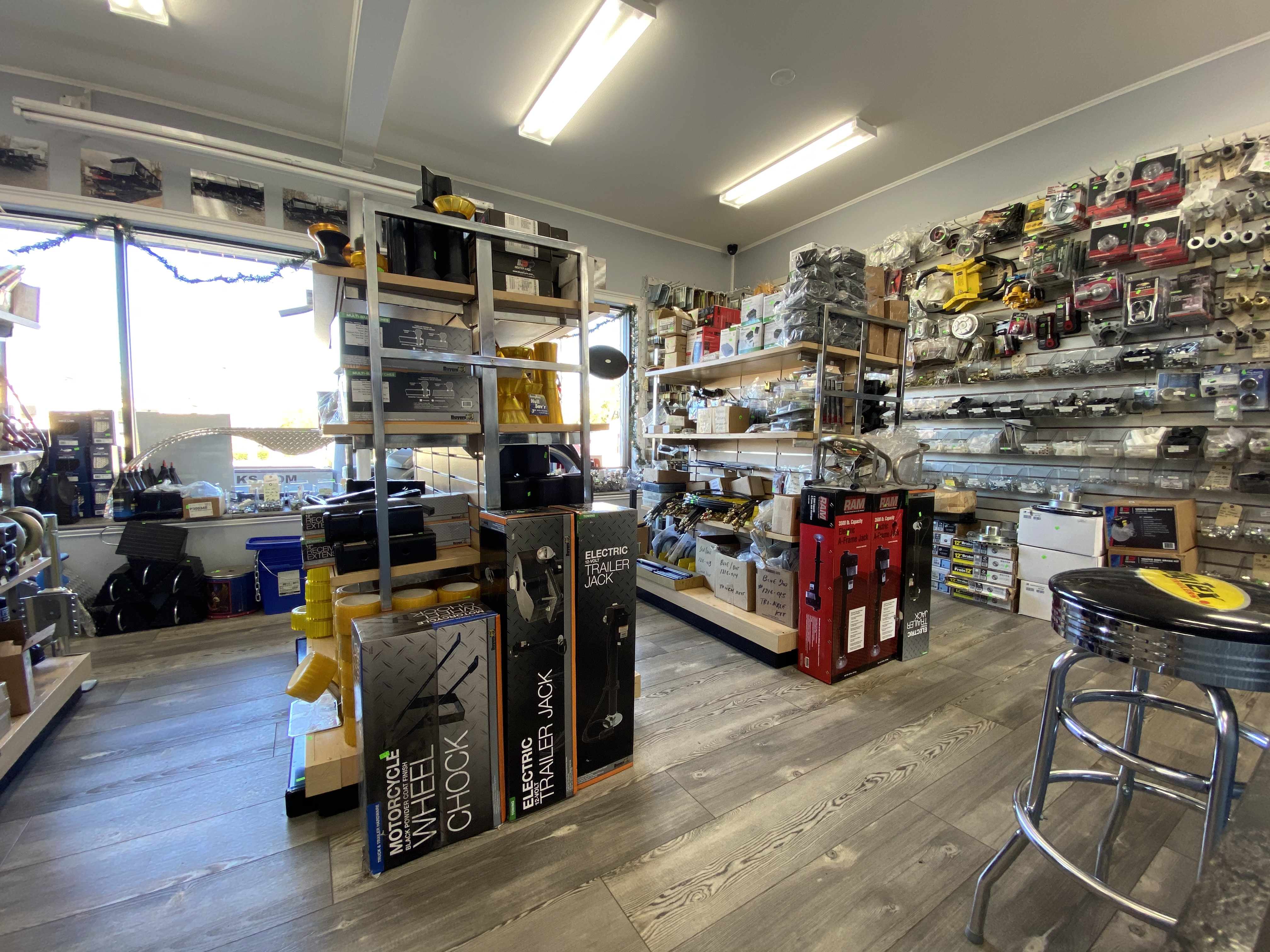 Parts | Middletown Trailers in NJ | Enclosed and Dump Trailers in NJ