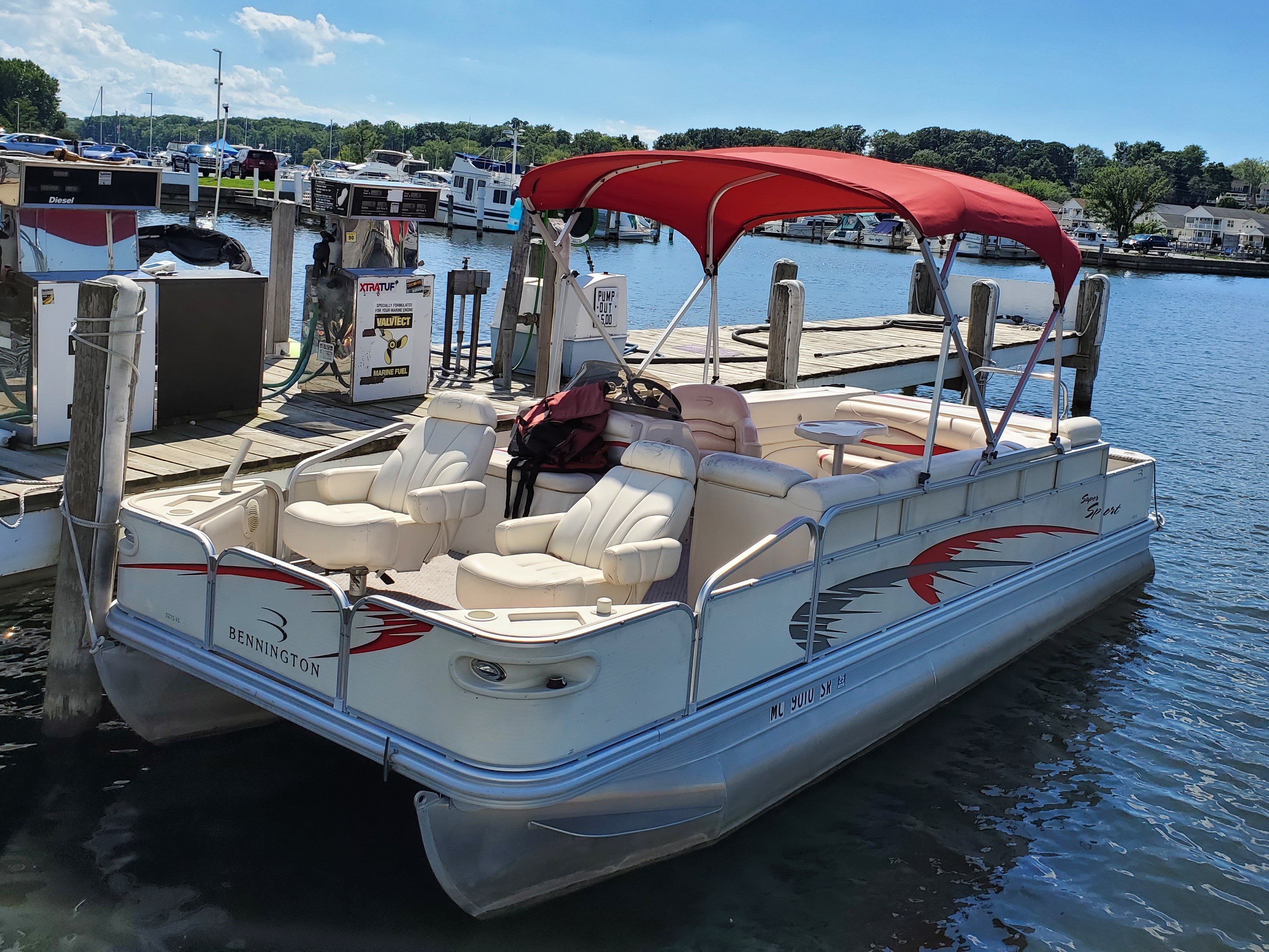 Boat Rental | Pier 1000 Marina | Boat Sales, Rentals, Storage & Service