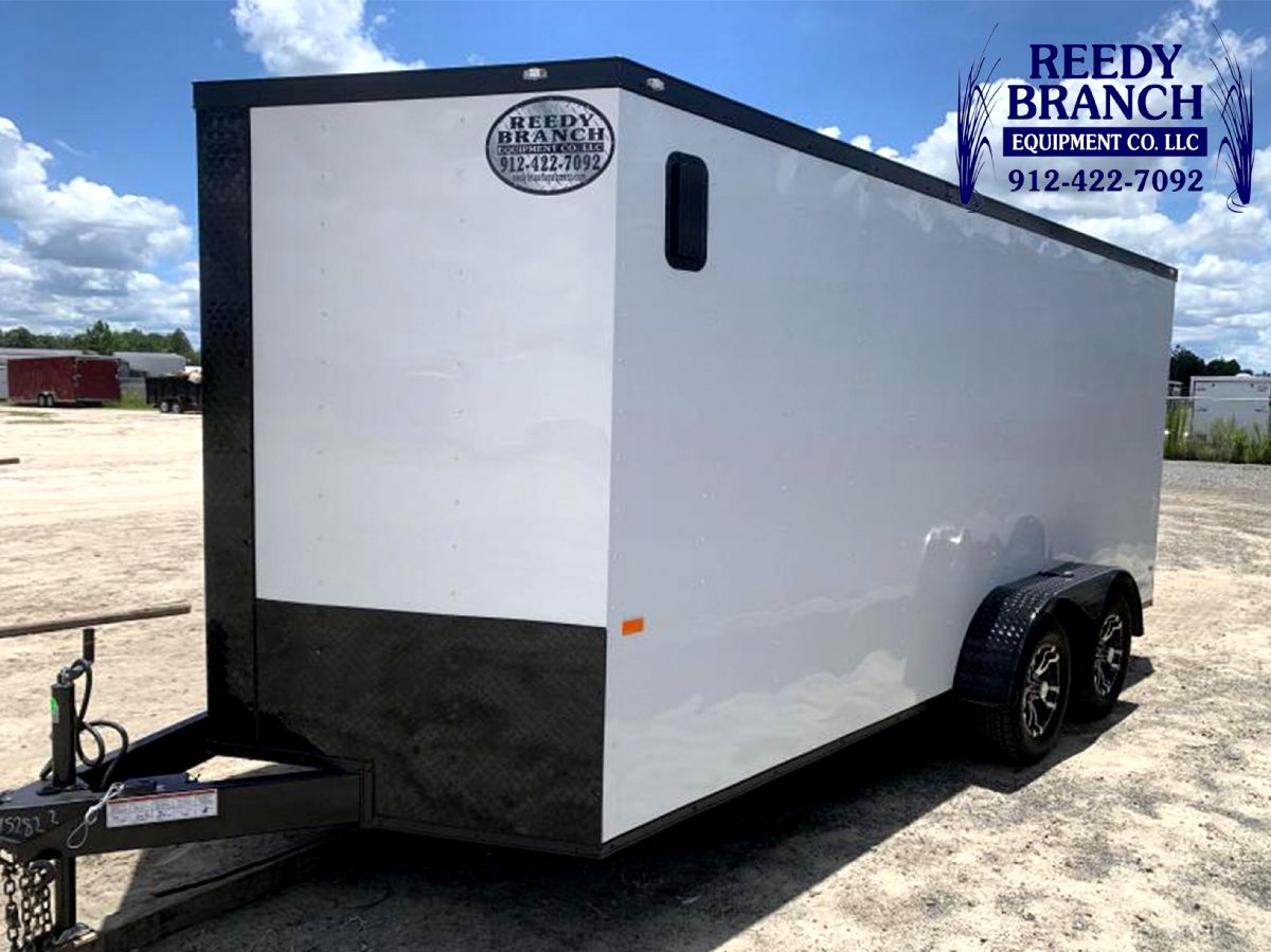 enclosed cargo tailer white Lake City Florida