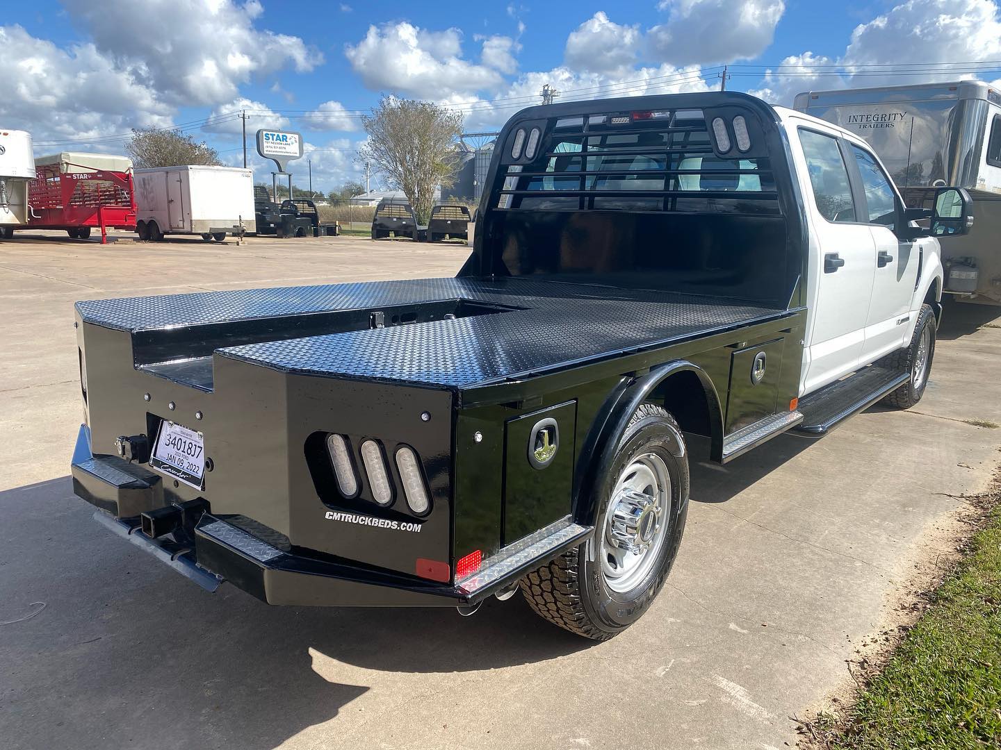Truck Beds Local Dealer in Wharton, TX Shop Truck Beds and Upfitting at Star Metal Fab near