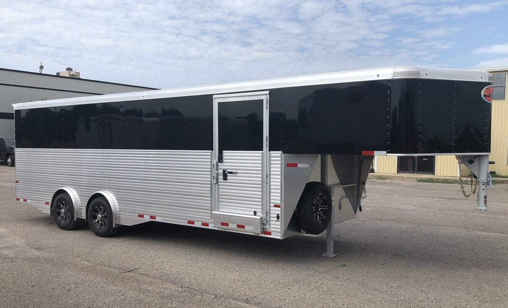 Home Towro Trailer Dealership Platte, SD
