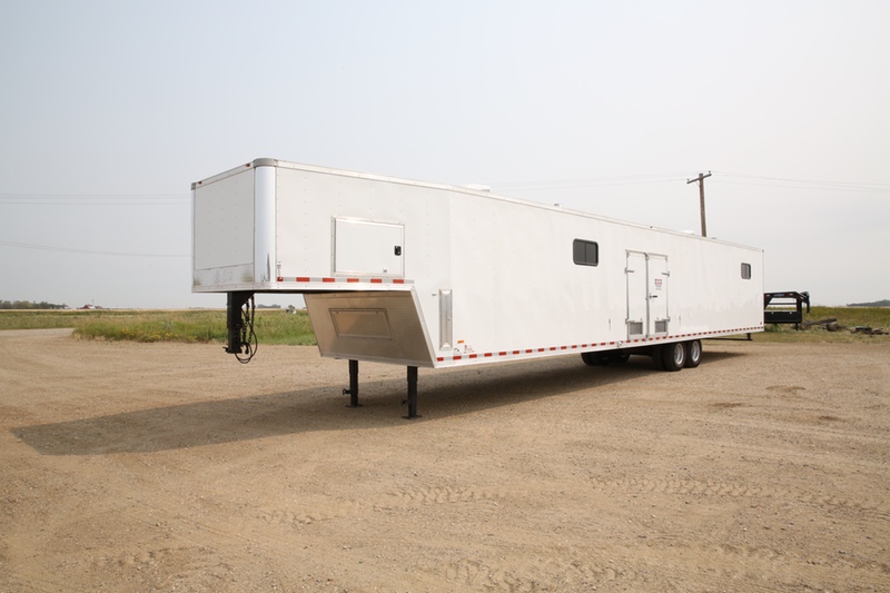 8.5x50 Tower Rig Dog House Visto's Trailer Sales Trailers for Sale