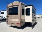 used Fifth Wheel Trailers Forest River  for sale, in Longmont, CO Thumbnail 4