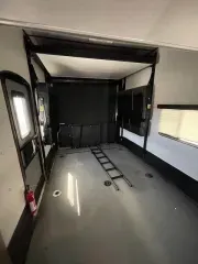 used Fifth Wheel Trailers Keystone RV  for sale, in Longmont, CO Thumbnail 7