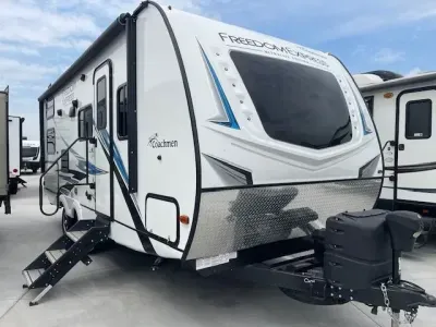 2021 Coachmen Freedom Express