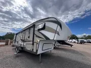 used Fifth Wheel Trailers Keystone RV  for sale, in Wheat Ridge, CO Thumbnail 1