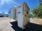 used Truck Bed Campers Lance  for sale, in Wheat Ridge, CO Thumbnail 4