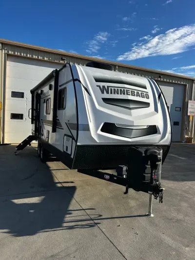 2022 Winnebago Minnie