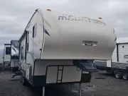 used Fifth Wheel Trailers Hotwoods  for sale, in Grand Junction, CO Thumbnail 1