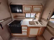 used Truck Bed Campers Lance  for sale, in Wheat Ridge, CO Thumbnail 13
