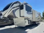 used Fifth Wheel Trailers Grand Design RV  for sale, in Longmont, CO Thumbnail 2