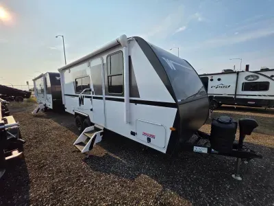 2027 Winnebago Micro Minnie