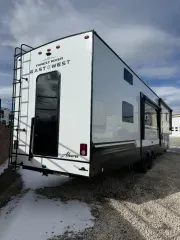 new Fifth Wheel Trailers East To West  for sale, in Longmont, CO Thumbnail 4