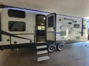 used Travel Trailers Winnebago  for sale, in Colorado Springs, CO Thumbnail 15