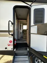 used Travel Trailers Winnebago  for sale, in Longmont, CO Thumbnail 10