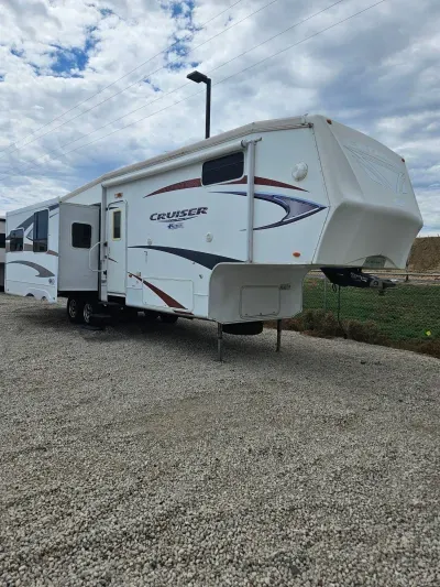 2010 CrossRoads RV Cruise M-32 CK
