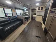 used Travel Trailers Winnebago  for sale, in Colorado Springs, CO Thumbnail 32