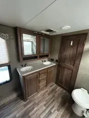 used Fifth Wheel Trailers Keystone RV  for sale, in Longmont, CO Thumbnail 11
