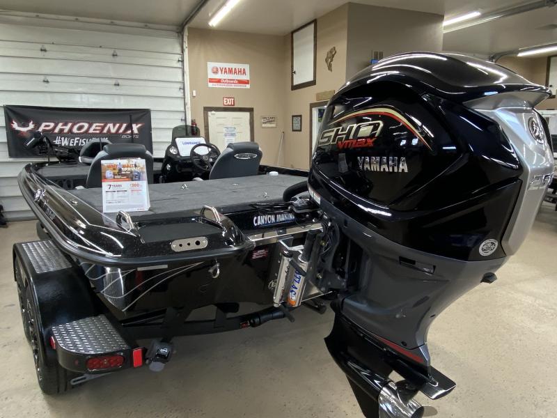 2024 Phoenix Boats 721 pro xp Bass Boat Over 15 years of experience