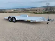 2023 Aluma 8220H 