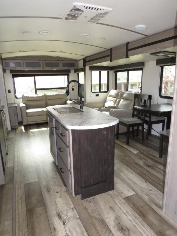 used Travel Trailers Keystone RV Outback Ultra Lite for sale, in Albany, OR Thumbnail 6