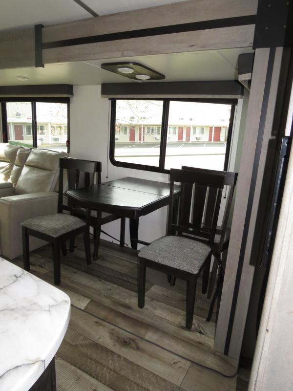 used Travel Trailers Keystone RV Outback Ultra Lite for sale, in Albany, OR Thumbnail 7