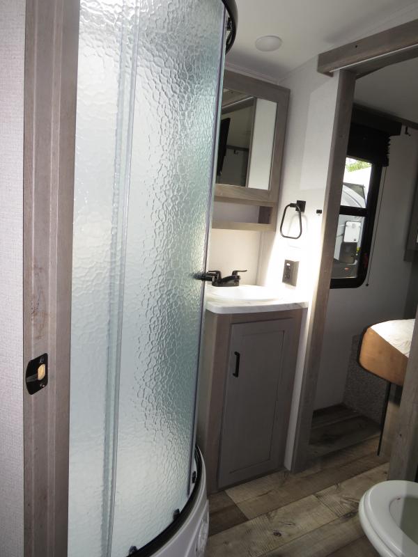 used Travel Trailers Keystone RV Outback Ultra Lite for sale, in Albany, OR Thumbnail 14