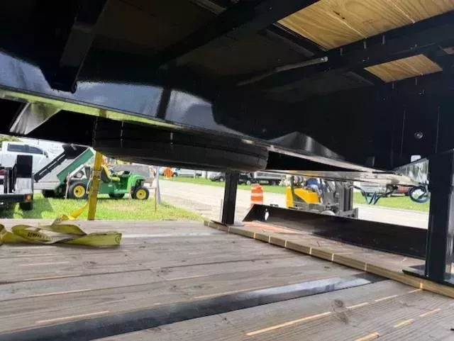new Equipment / Flatbed Trailers Diamond C Trailers  for sale, in Miami, FL Thumbnail 7